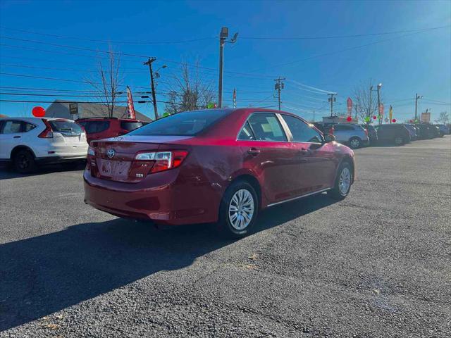 used 2014 Toyota Camry Hybrid car, priced at $14,757