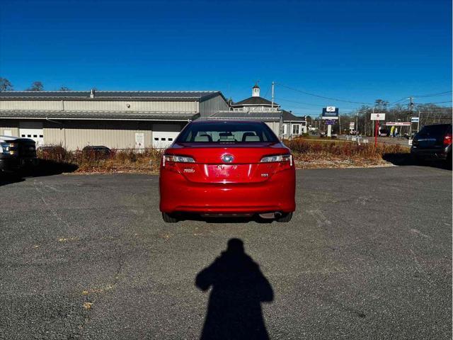 used 2014 Toyota Camry Hybrid car, priced at $14,757