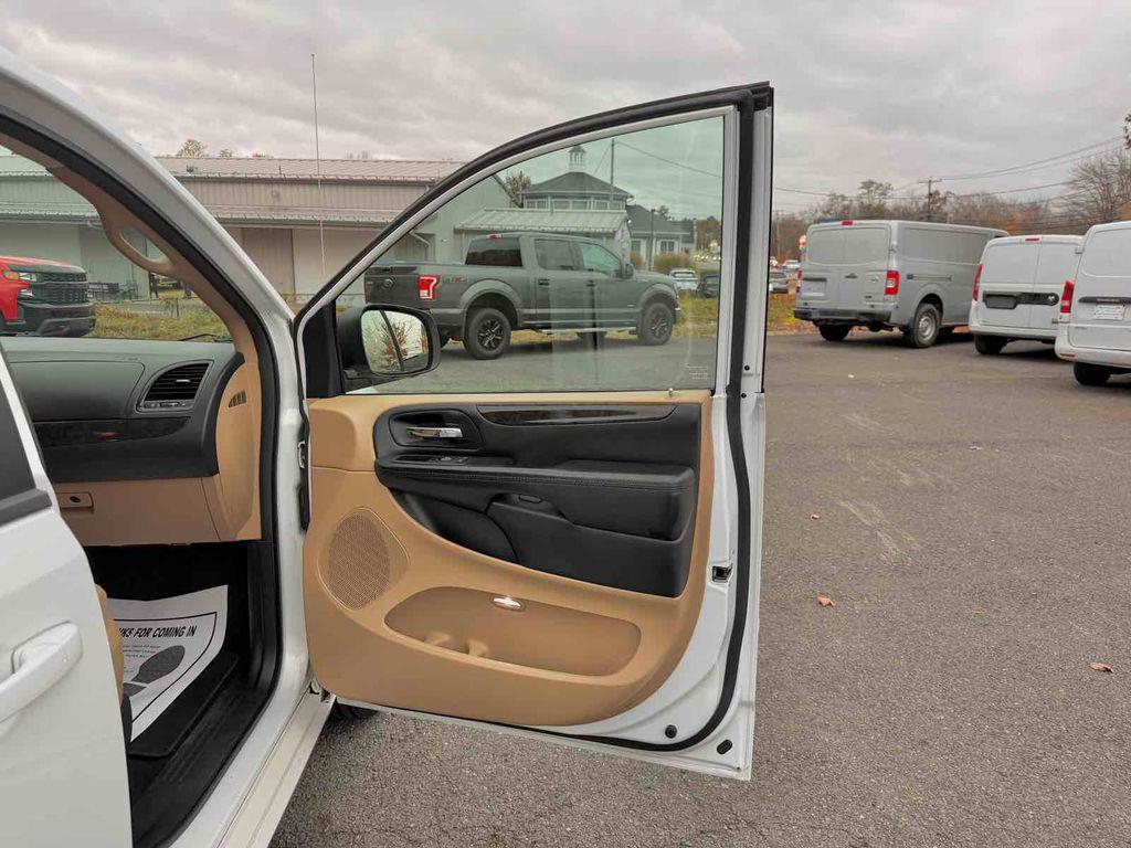 used 2016 Dodge Grand Caravan car, priced at $14,584