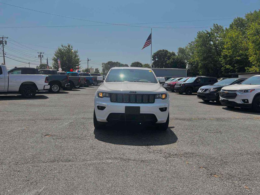 used 2020 Jeep Grand Cherokee car, priced at $22,924