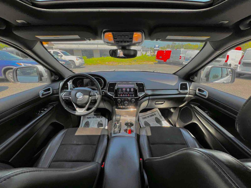 used 2020 Jeep Grand Cherokee car, priced at $22,924