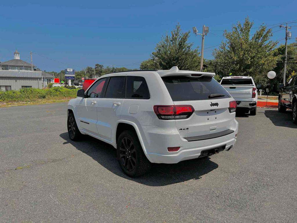 used 2020 Jeep Grand Cherokee car, priced at $22,924