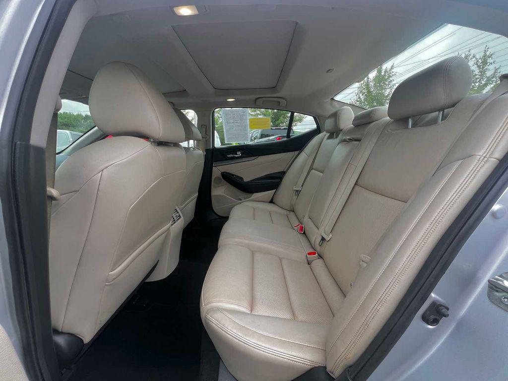 used 2016 Nissan Maxima car, priced at $15,455