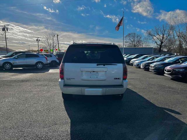 used 2014 GMC Yukon car, priced at $23,549