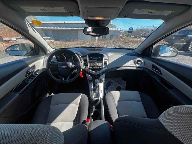 used 2014 Chevrolet Cruze car, priced at $9,556