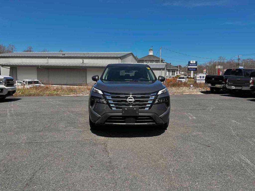 used 2024 Nissan Rogue car, priced at $25,995