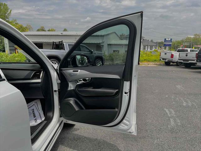 used 2022 Volvo XC90 Recharge Plug-In Hybrid car, priced at $48,612