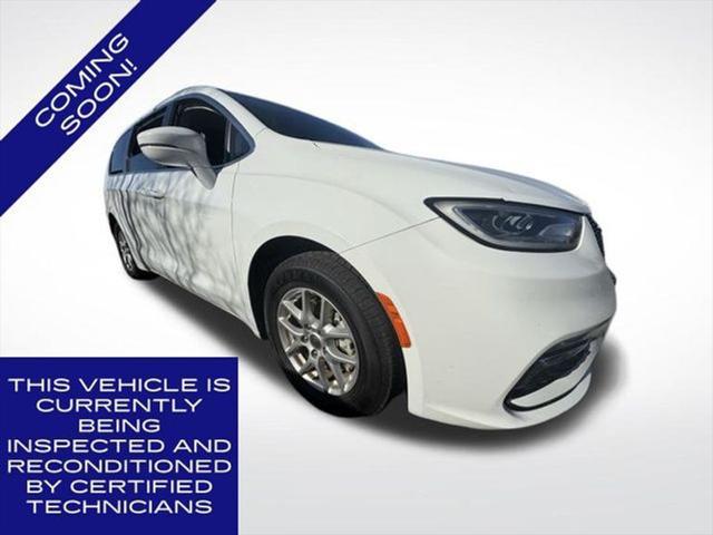 used 2022 Chrysler Pacifica car, priced at $21,440