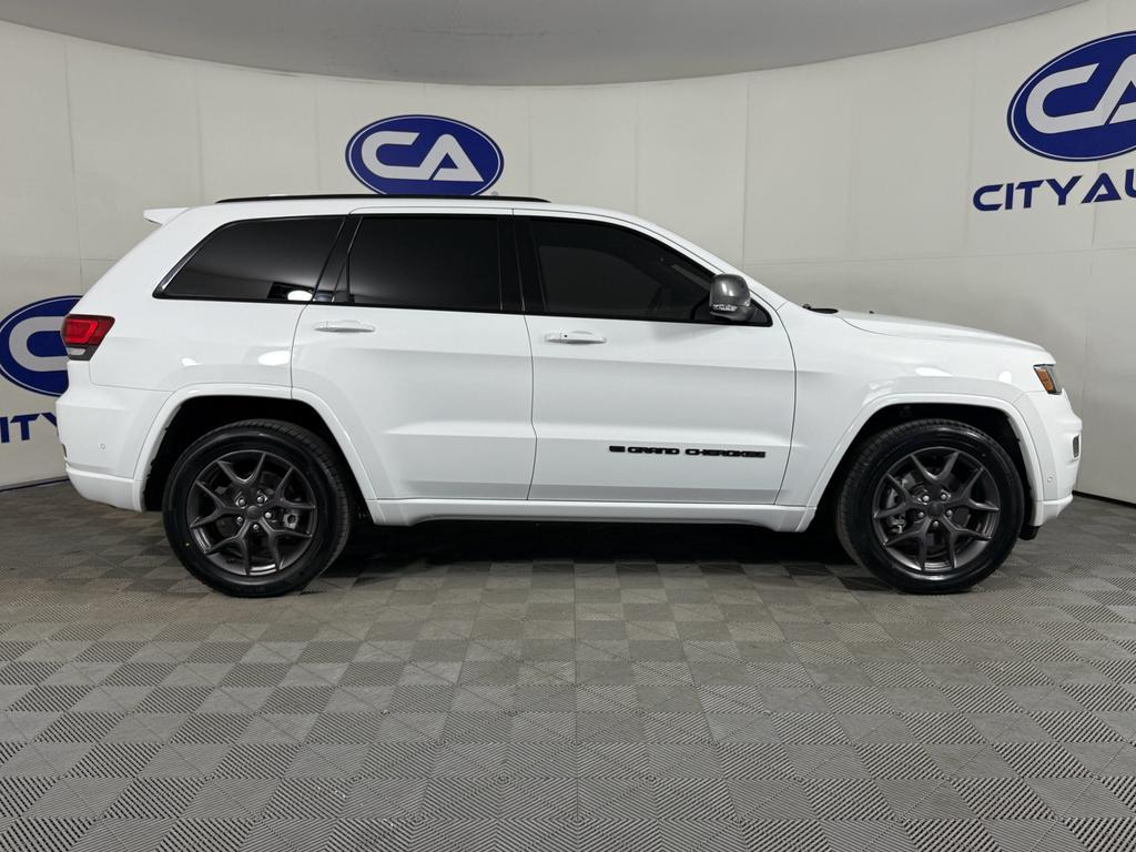 used 2021 Jeep Grand Cherokee car, priced at $22,995