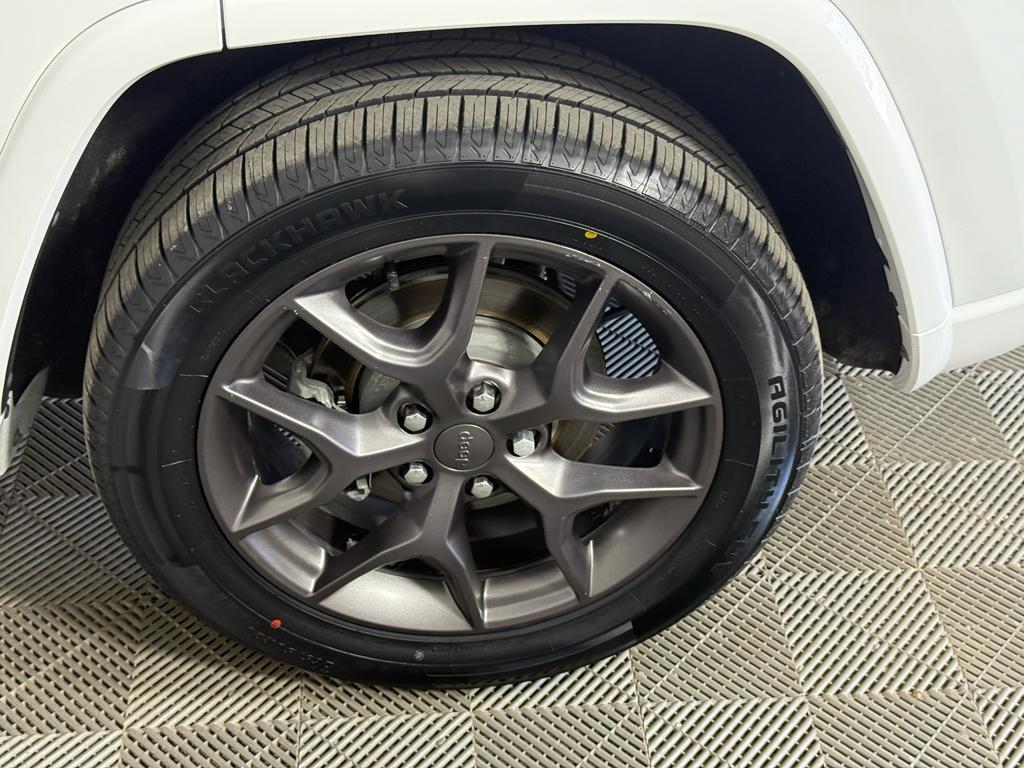 used 2021 Jeep Grand Cherokee car, priced at $22,995