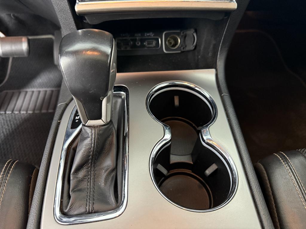 used 2021 Jeep Grand Cherokee car, priced at $22,995