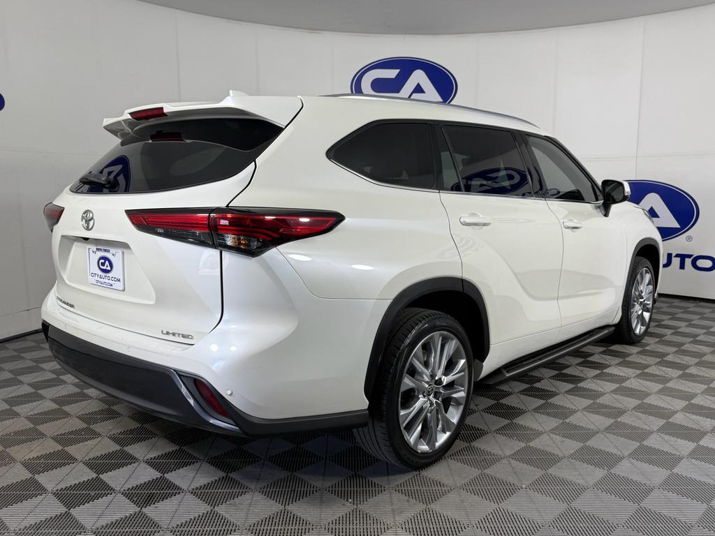 used 2020 Toyota Highlander car, priced at $30,000