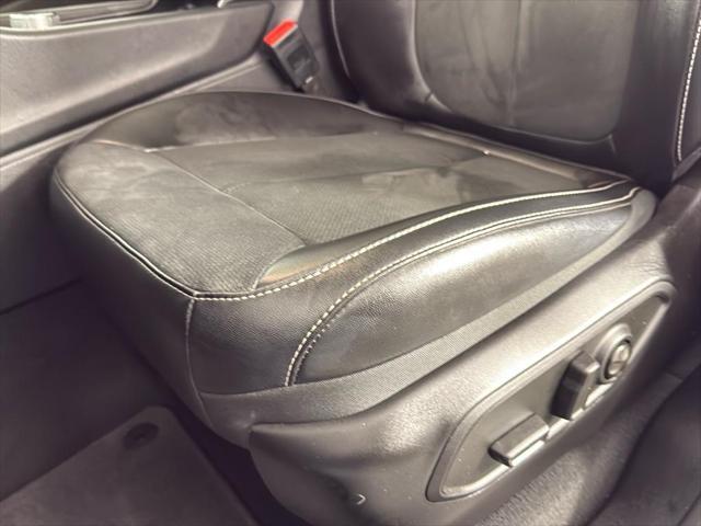 used 2024 Jeep Grand Cherokee car, priced at $42,565
