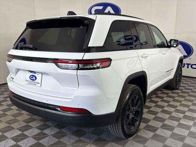 used 2024 Jeep Grand Cherokee car, priced at $42,565