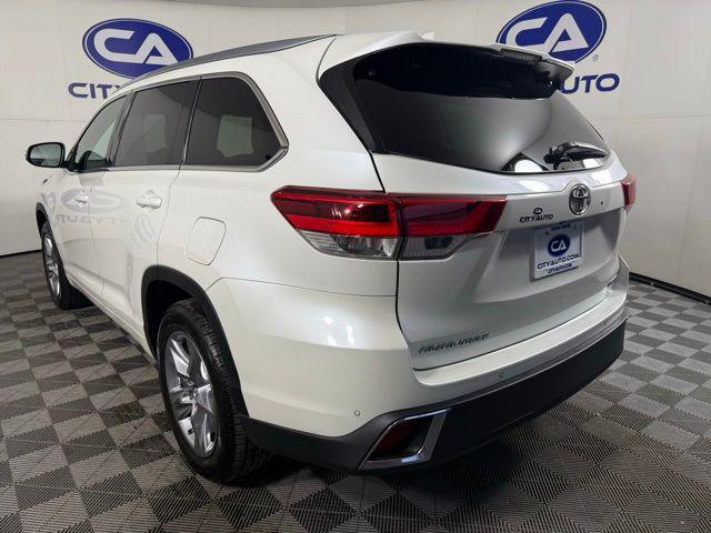 used 2019 Toyota Highlander car, priced at $29,990