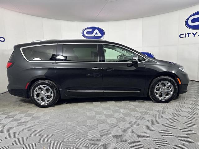 used 2021 Chrysler Pacifica Hybrid car, priced at $21,000