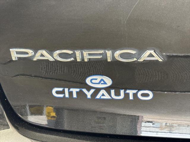 used 2021 Chrysler Pacifica Hybrid car, priced at $21,000