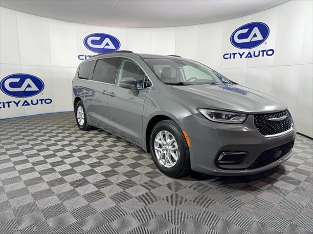 used 2022 Chrysler Pacifica car, priced at $19,422