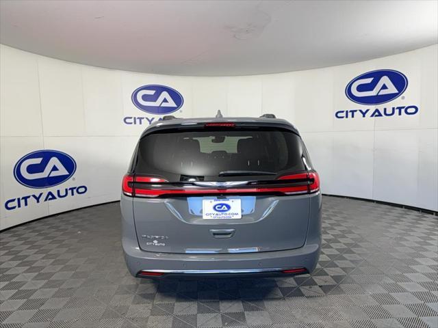 used 2022 Chrysler Pacifica car, priced at $19,422