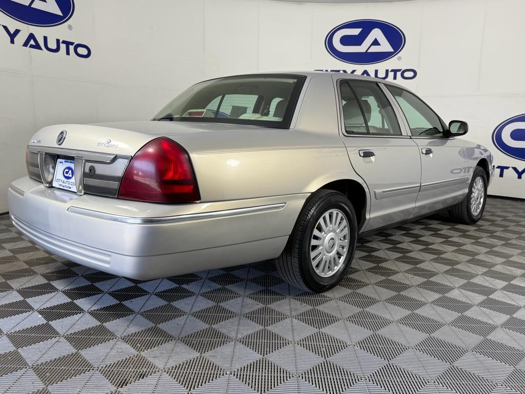 used 2007 Mercury Grand Marquis car, priced at $11,995