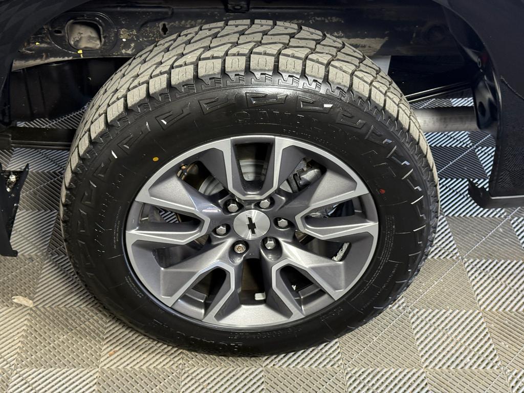 used 2020 Chevrolet Silverado 1500 car, priced at $30,000