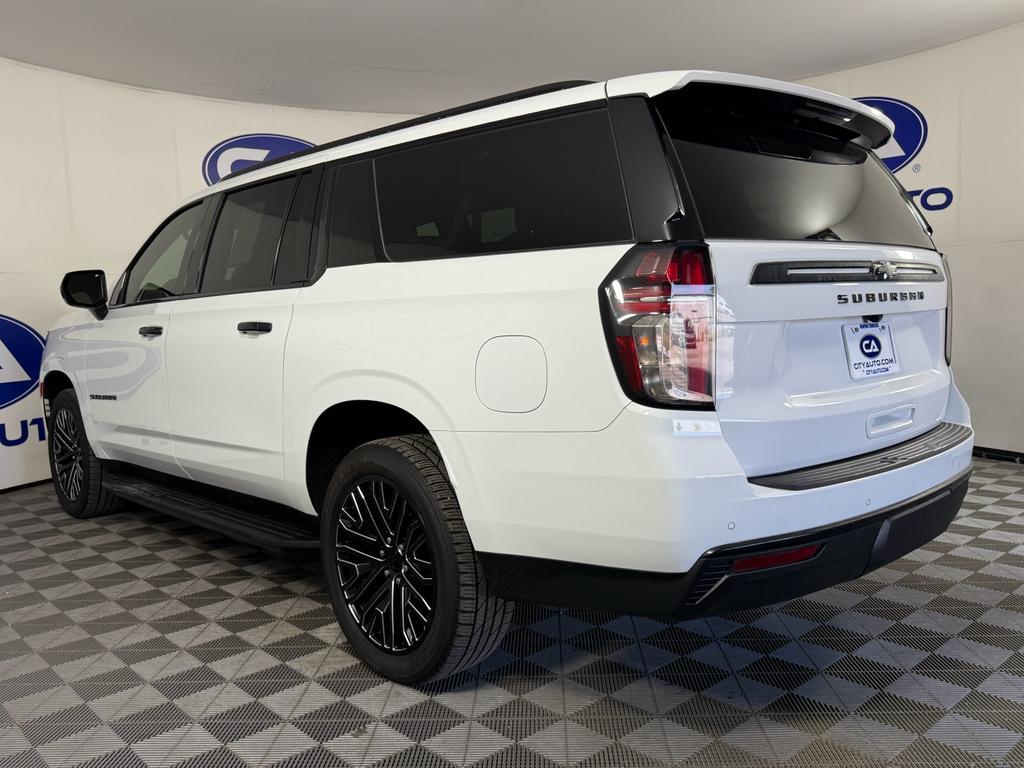 used 2023 Chevrolet Suburban car, priced at $36,995