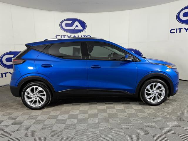 used 2023 Chevrolet Bolt EUV car, priced at $19,995