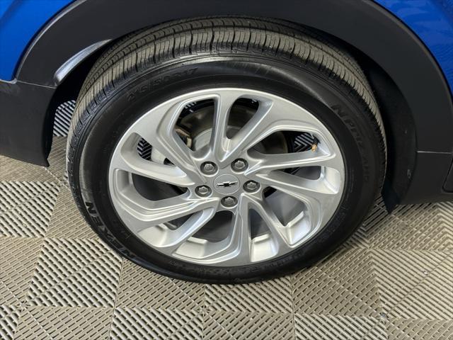 used 2023 Chevrolet Bolt EUV car, priced at $19,995