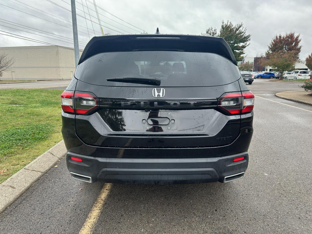 used 2023 Honda Pilot car, priced at $32,600