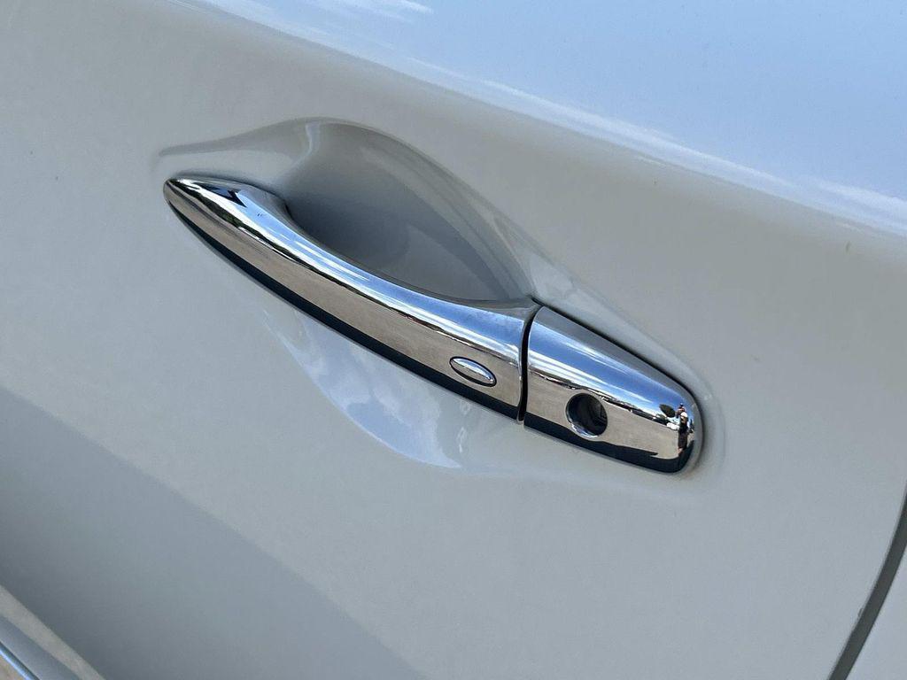 used 2019 INFINITI QX60 car, priced at $17,980