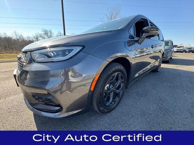 used 2022 Chrysler Pacifica Hybrid car, priced at $26,440