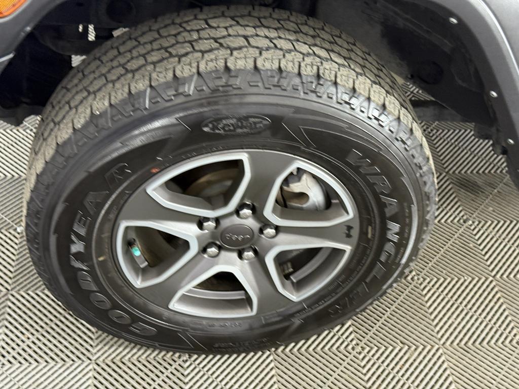 used 2021 Jeep Wrangler car, priced at $28,800