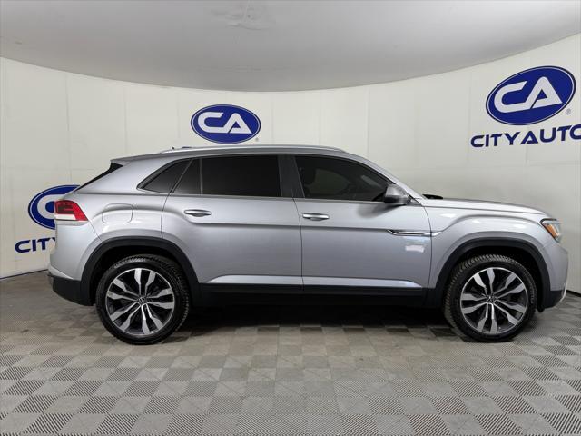 used 2020 Volkswagen Atlas Cross Sport car, priced at $17,650