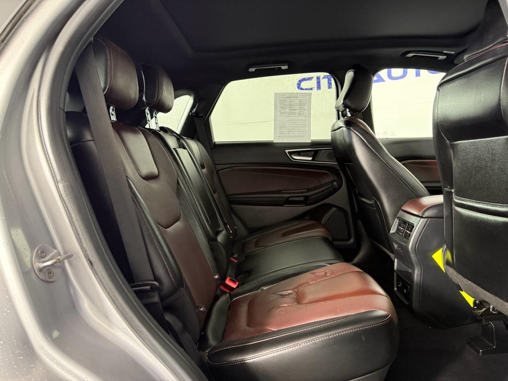 used 2021 Ford Edge car, priced at $20,000