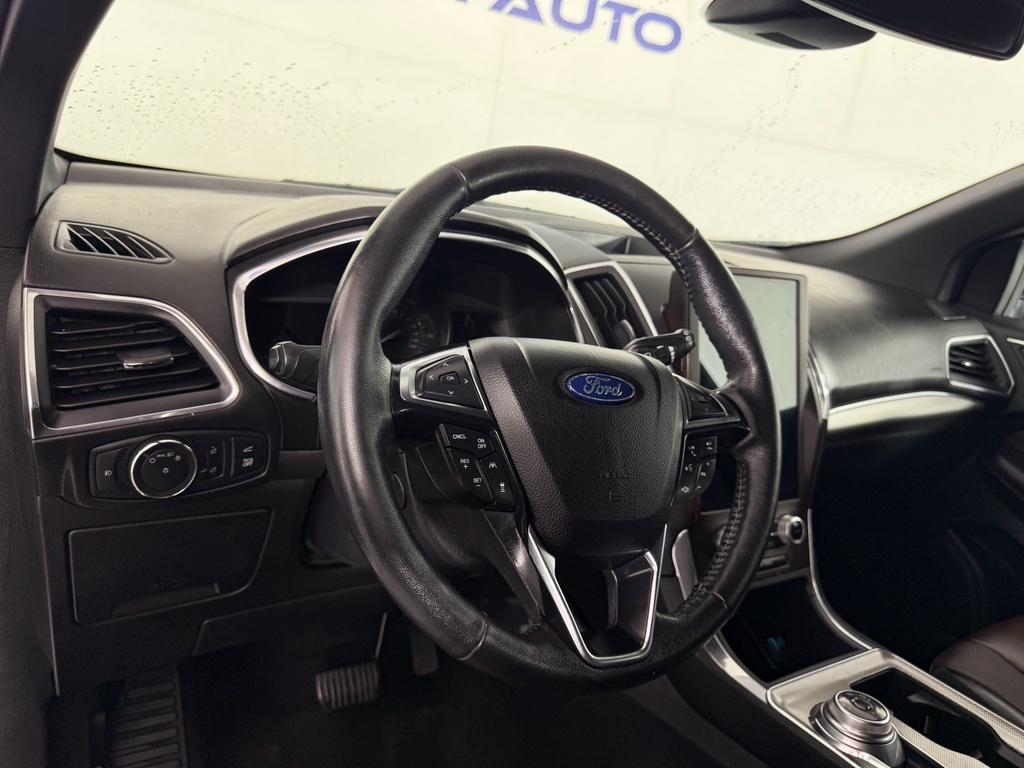 used 2021 Ford Edge car, priced at $20,000