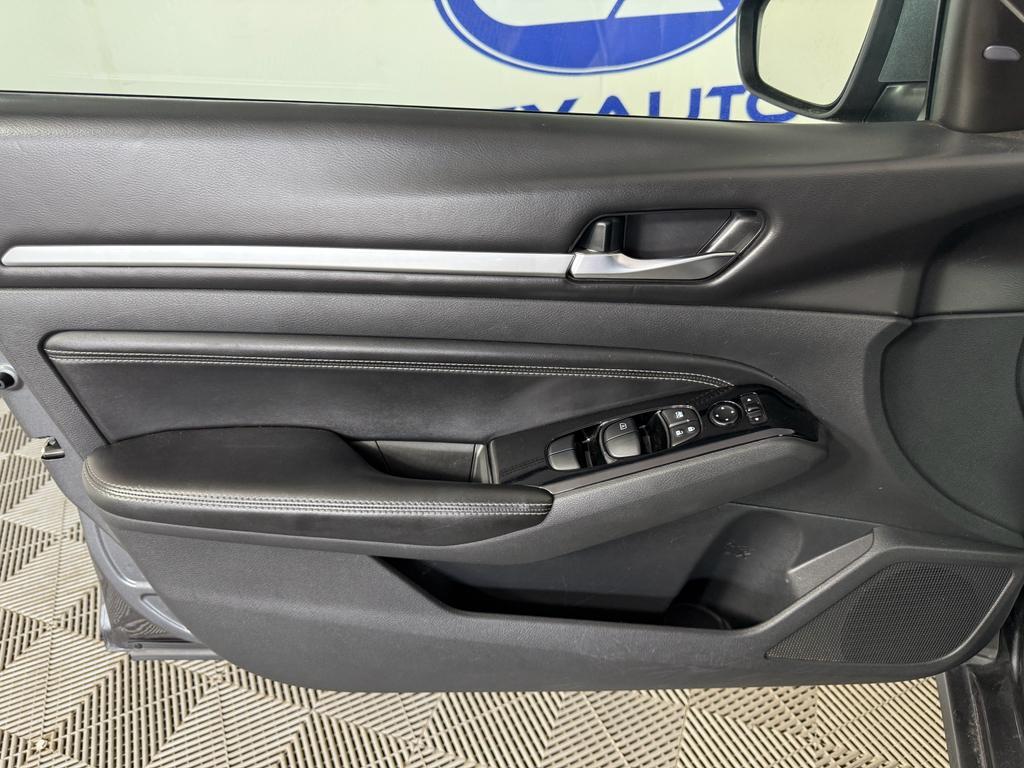 used 2023 Nissan Altima car, priced at $18,800