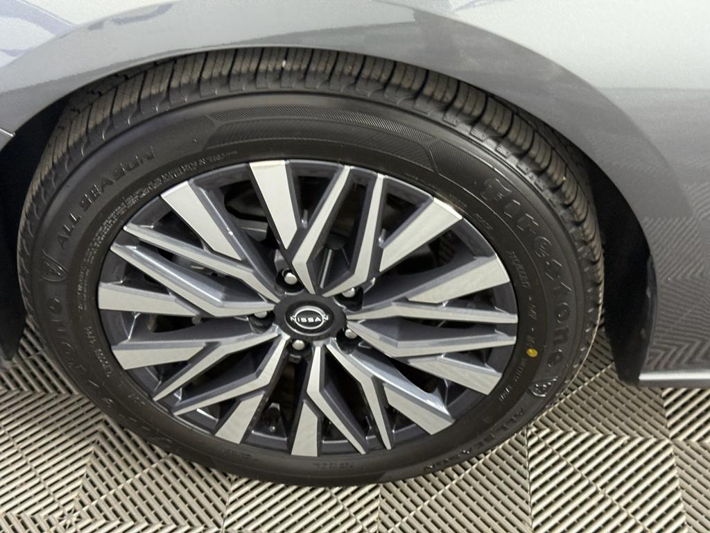 used 2023 Nissan Altima car, priced at $18,800