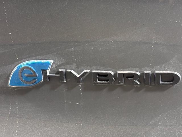 used 2022 Chrysler Pacifica Hybrid car, priced at $23,862