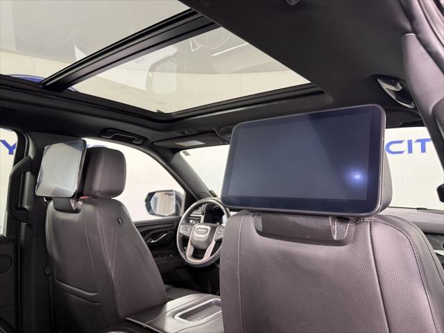 used 2023 GMC Yukon XL car, priced at $62,000