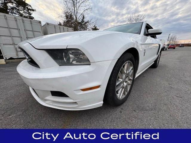 used 2014 Ford Mustang car