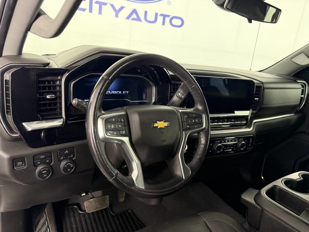 used 2022 Chevrolet Silverado 1500 car, priced at $34,000