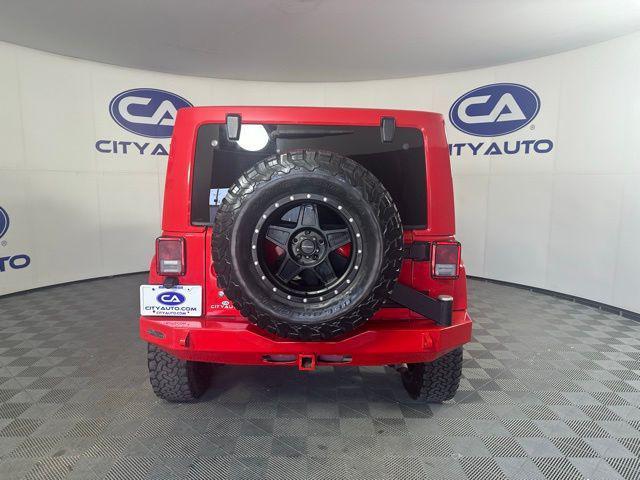 used 2015 Jeep Wrangler Unlimited car, priced at $23,995