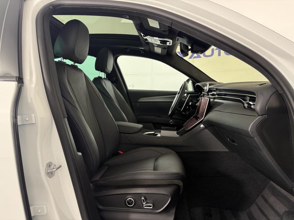 used 2024 Maserati Grecale car, priced at $44,990