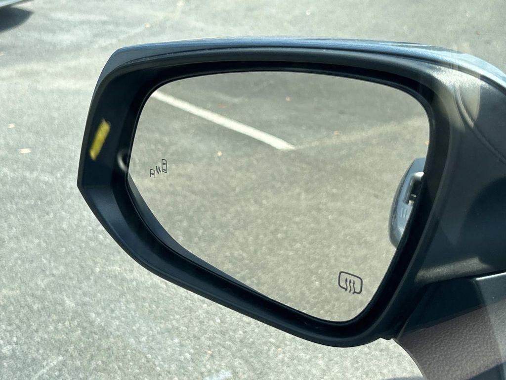 used 2020 Toyota Highlander car, priced at $29,580