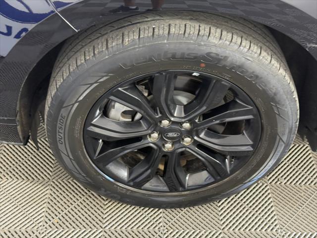 used 2023 Ford Edge car, priced at $22,800