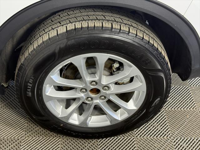 used 2022 Ford Escape car, priced at $21,800