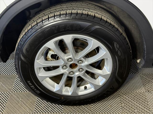 used 2022 Ford Escape car, priced at $21,800