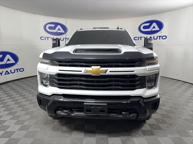 used 2025 Chevrolet Silverado 2500 car, priced at $53,986