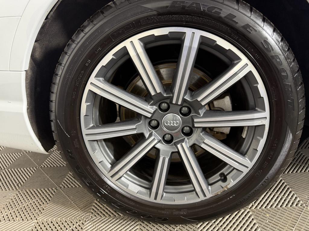 used 2017 Audi Q7 car, priced at $22,400