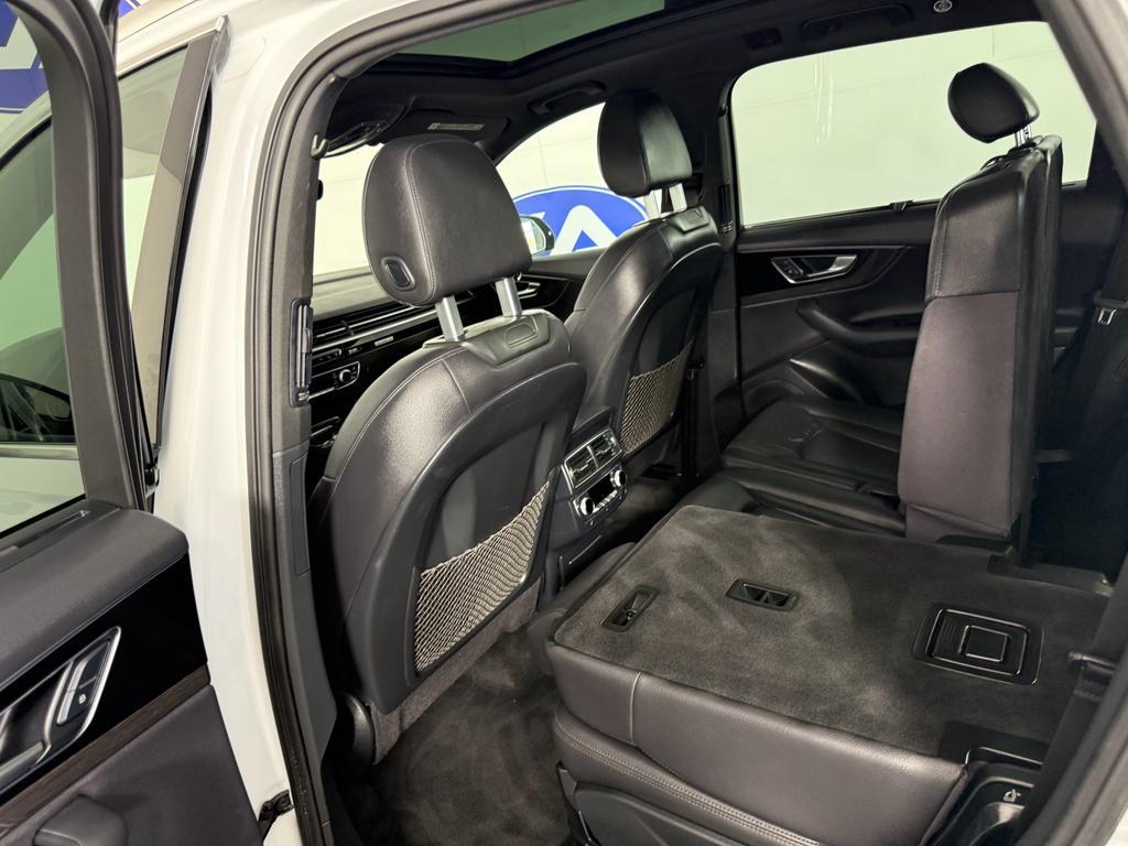 used 2017 Audi Q7 car, priced at $22,400